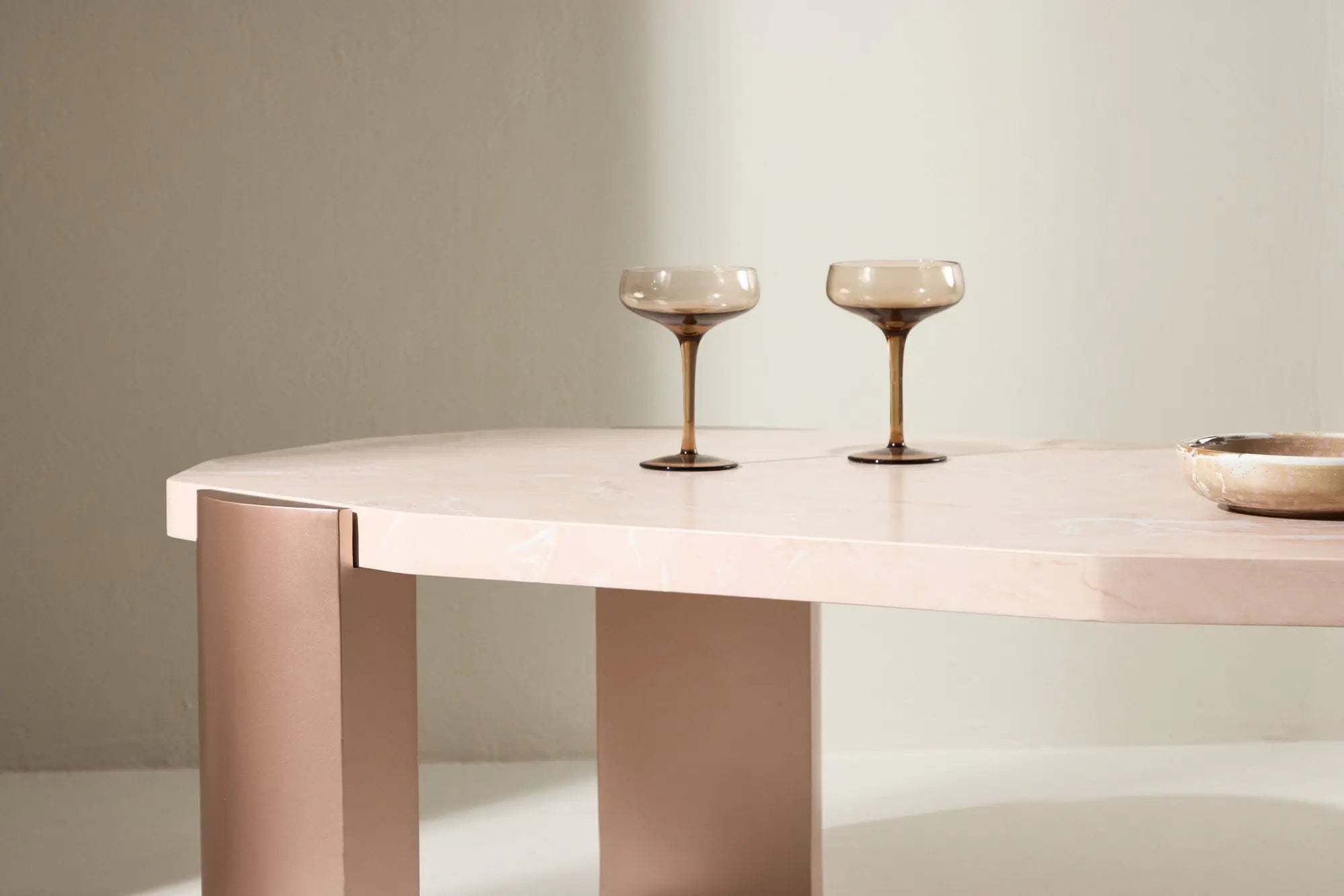 Table basse Kres - 125 x 70,5 - MDF