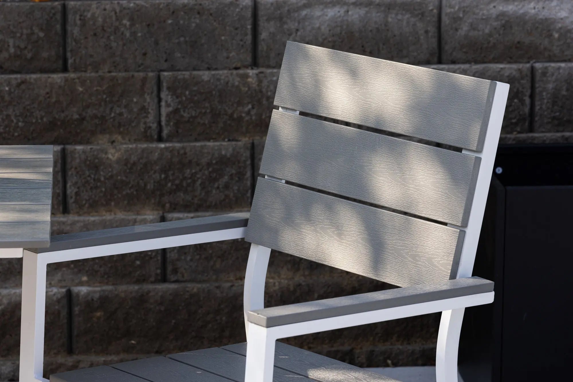 Lot de 2 chaises Levels empilable Loome