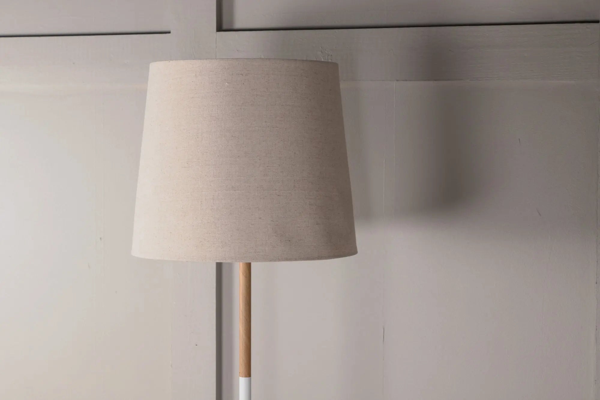 Lampadaire Hattman - 165x36x36 - Polyester Lin