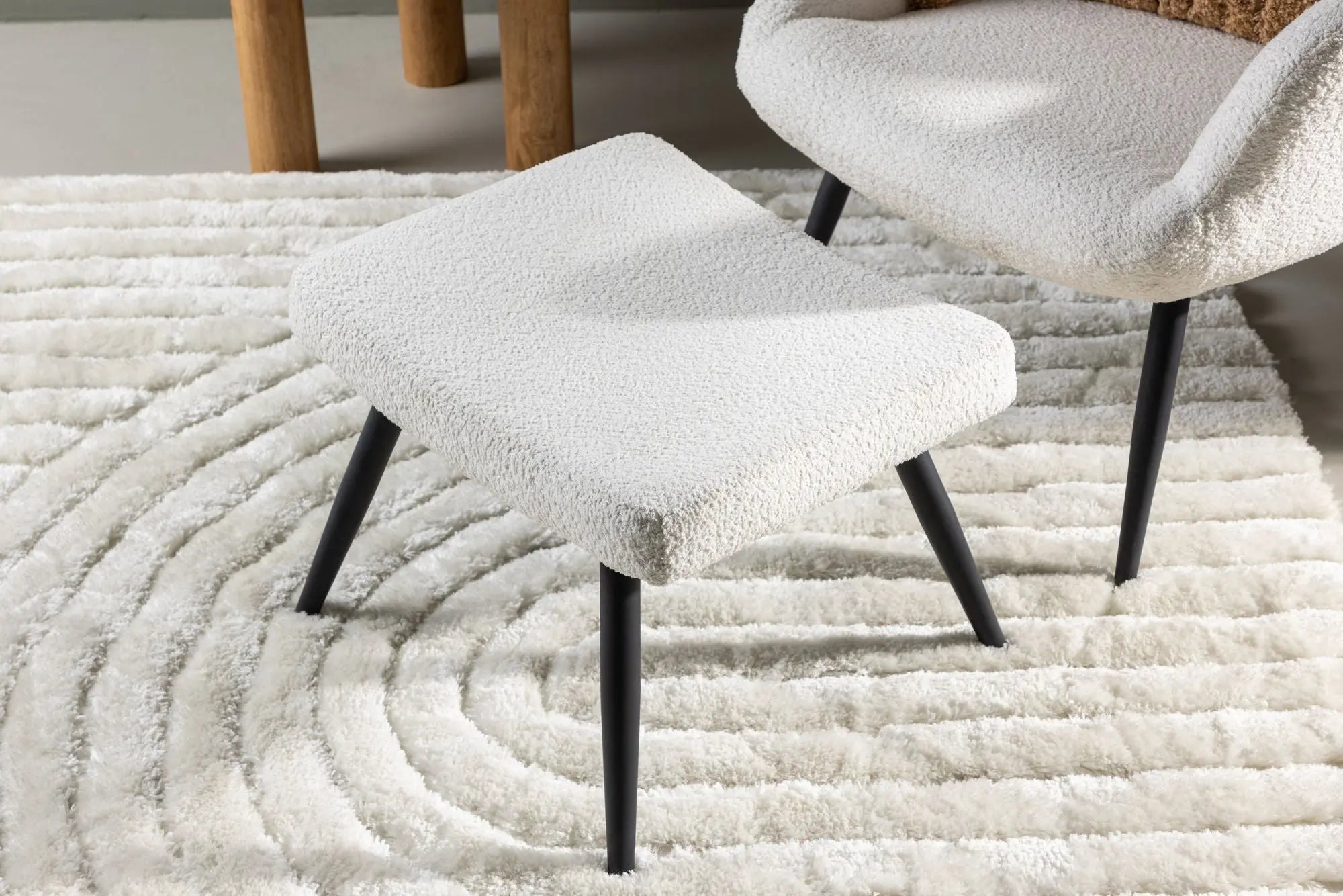 Fauteuil Como avec pouf Loome