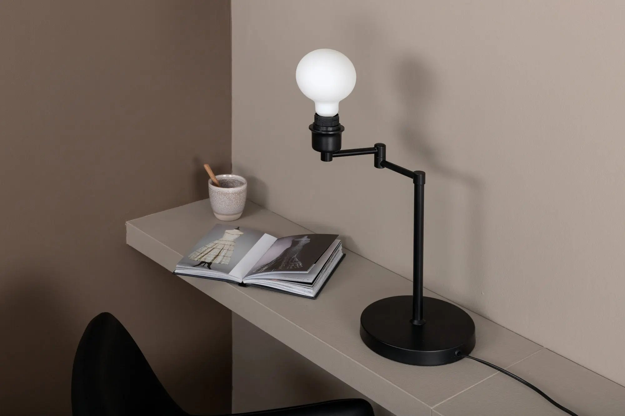 Lampe de table Virro - 41,5 x 41 x 19 - Acier