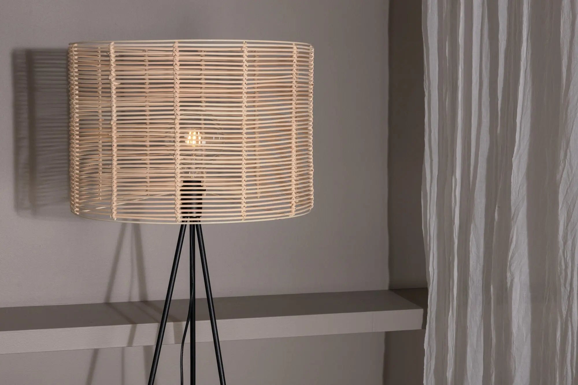 Lampadaire Fence - 160x50x72 - Rotin