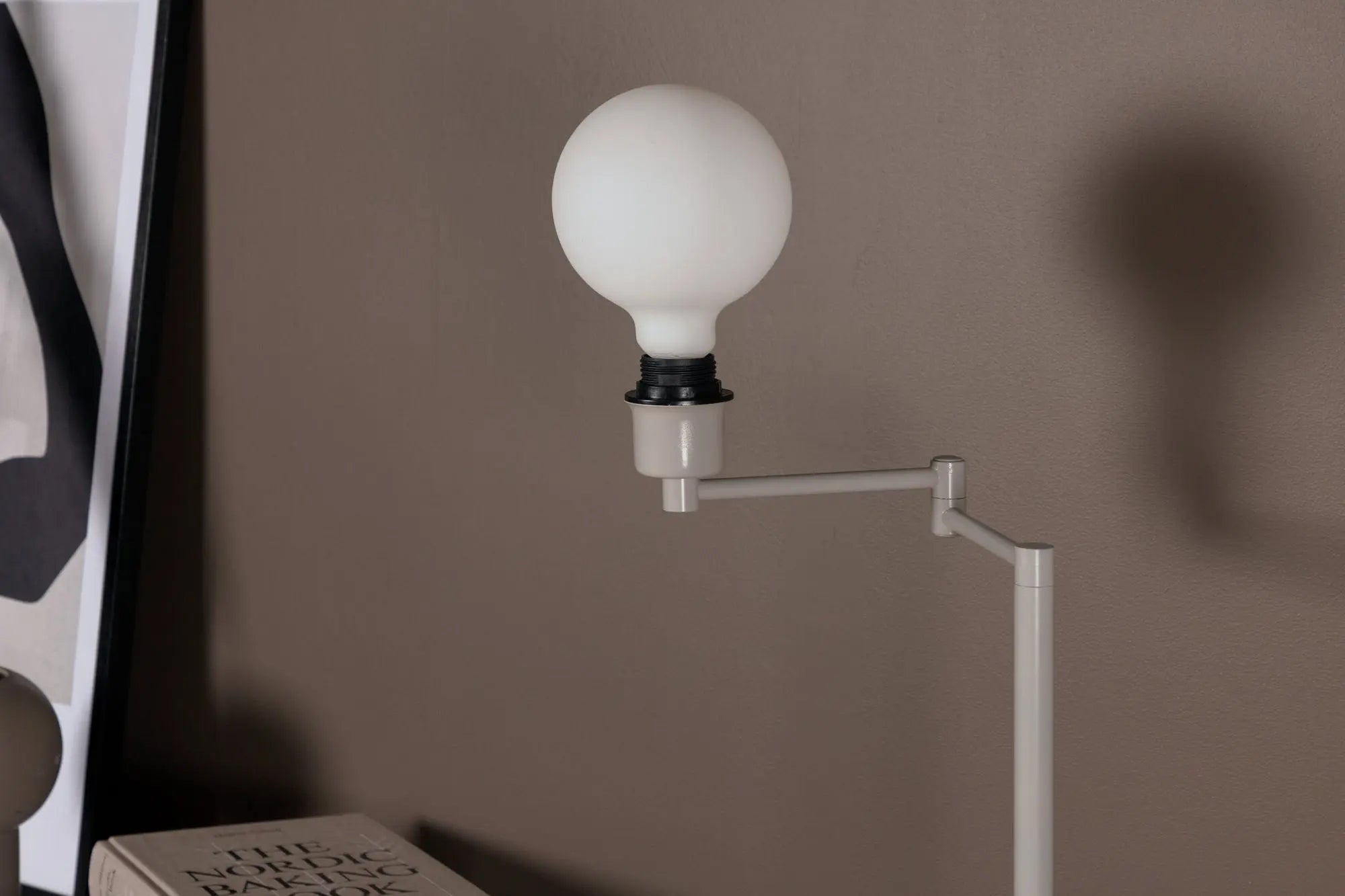 Lampadaire Virro - 126 x 44,5 x 25,5 - Acier