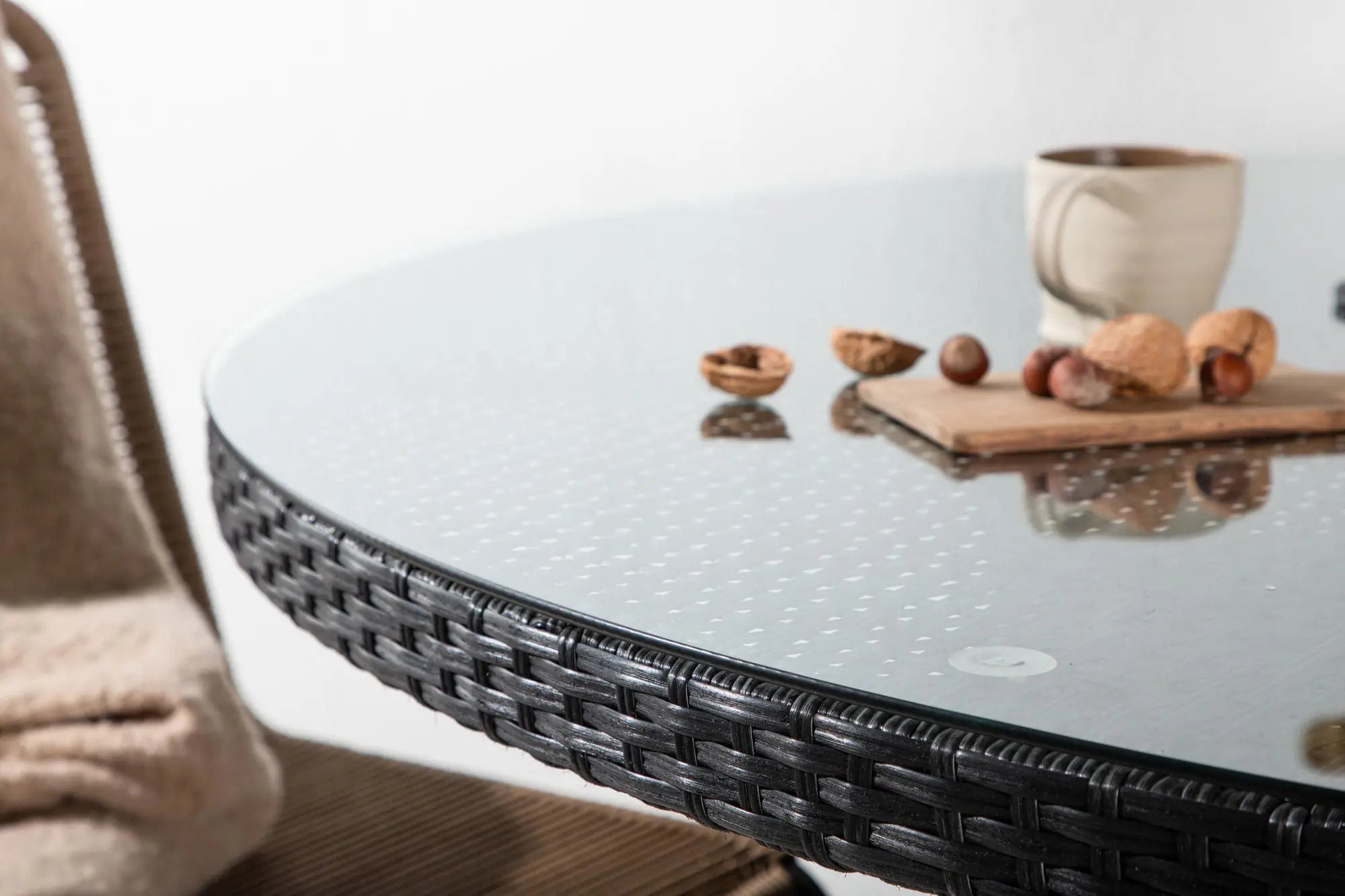Table Volta Loome