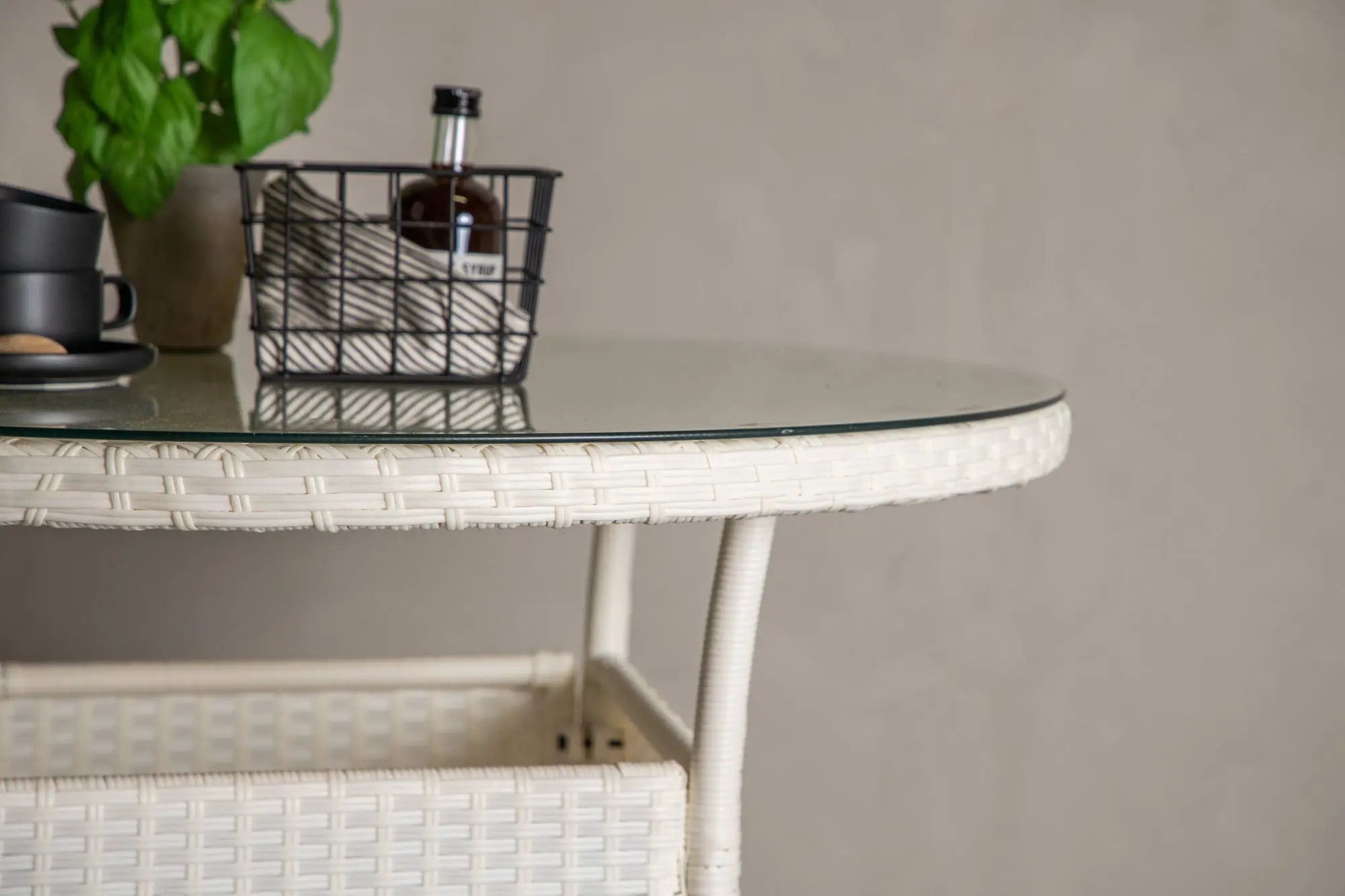 Table Volta Loome