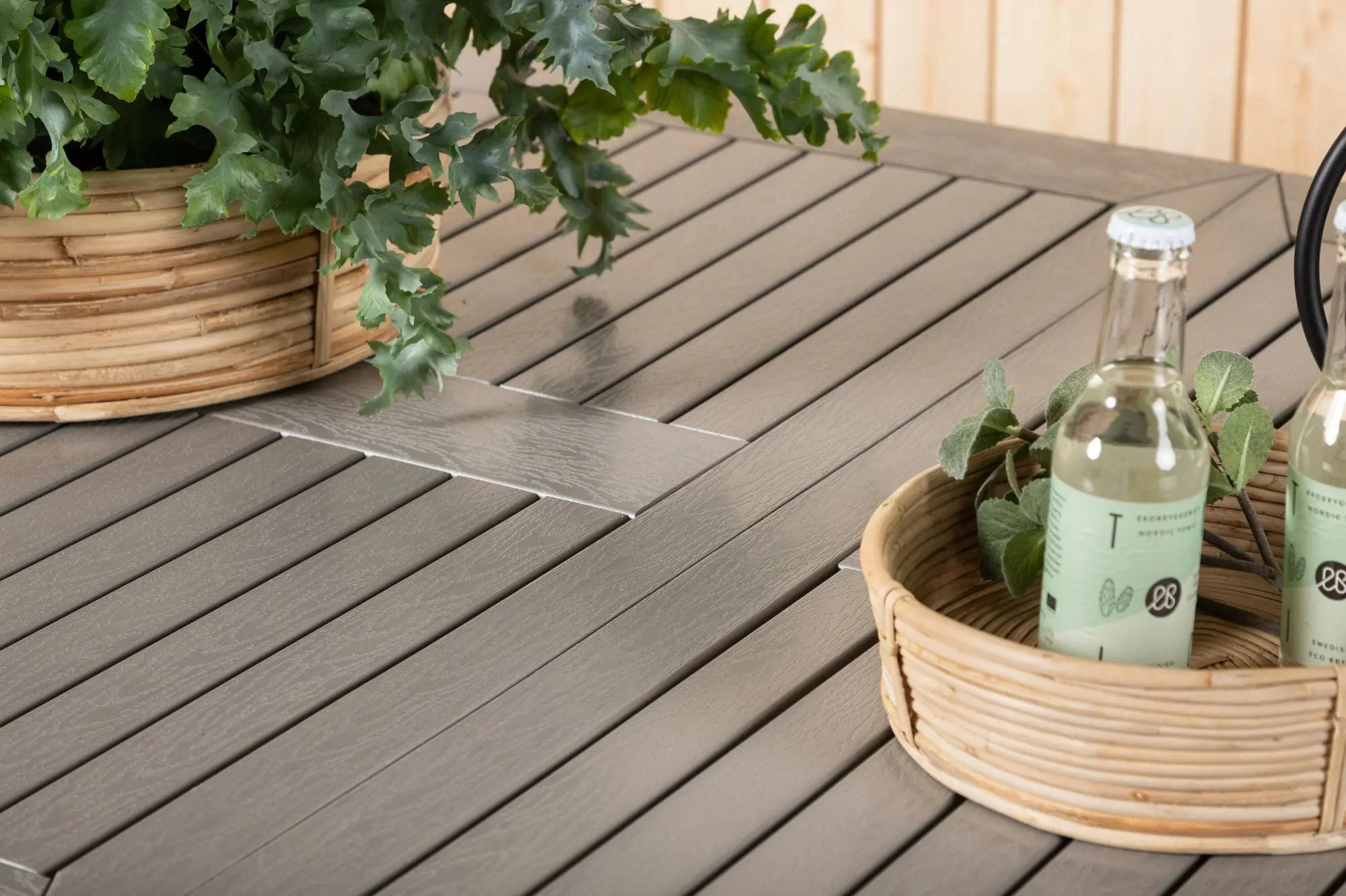 Table Albany Loome