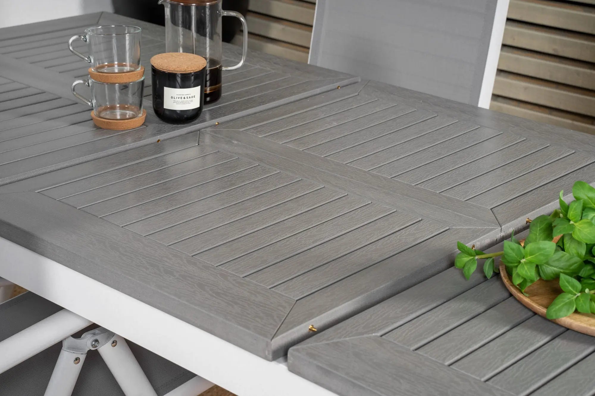 Table Albany Loome