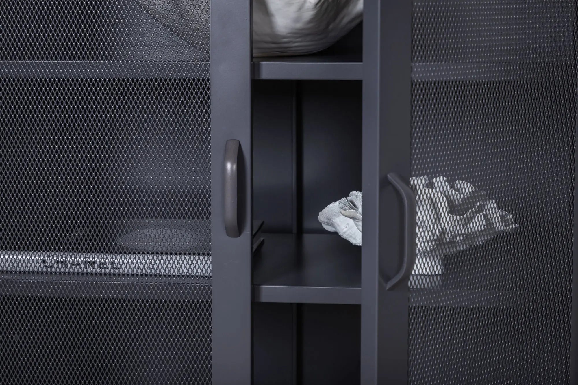 Armoire Misha Loome