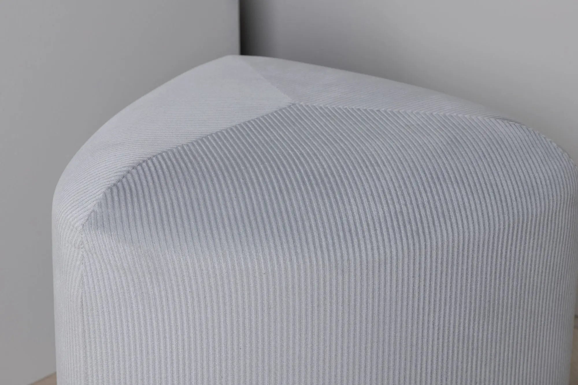 Pouf Peg - ø46 - Polyester velours côtelé