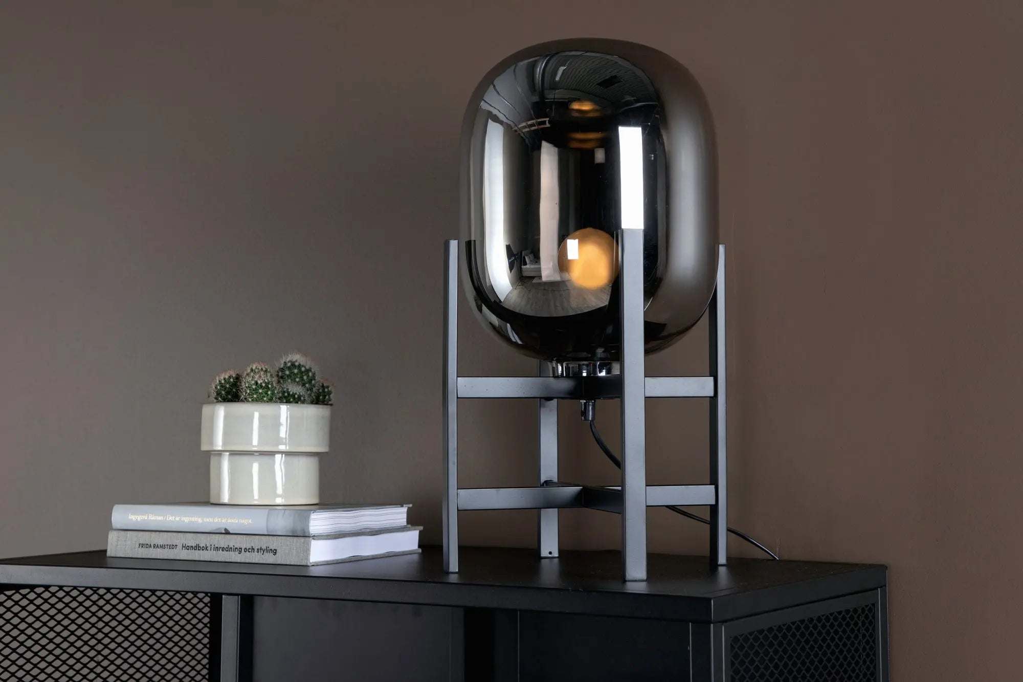Lampe de table Altair - ø26 - Acier