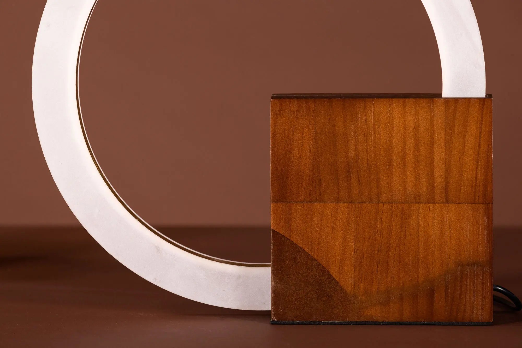 Lampe de table Brive - 30 x 30 x 6 - Bois