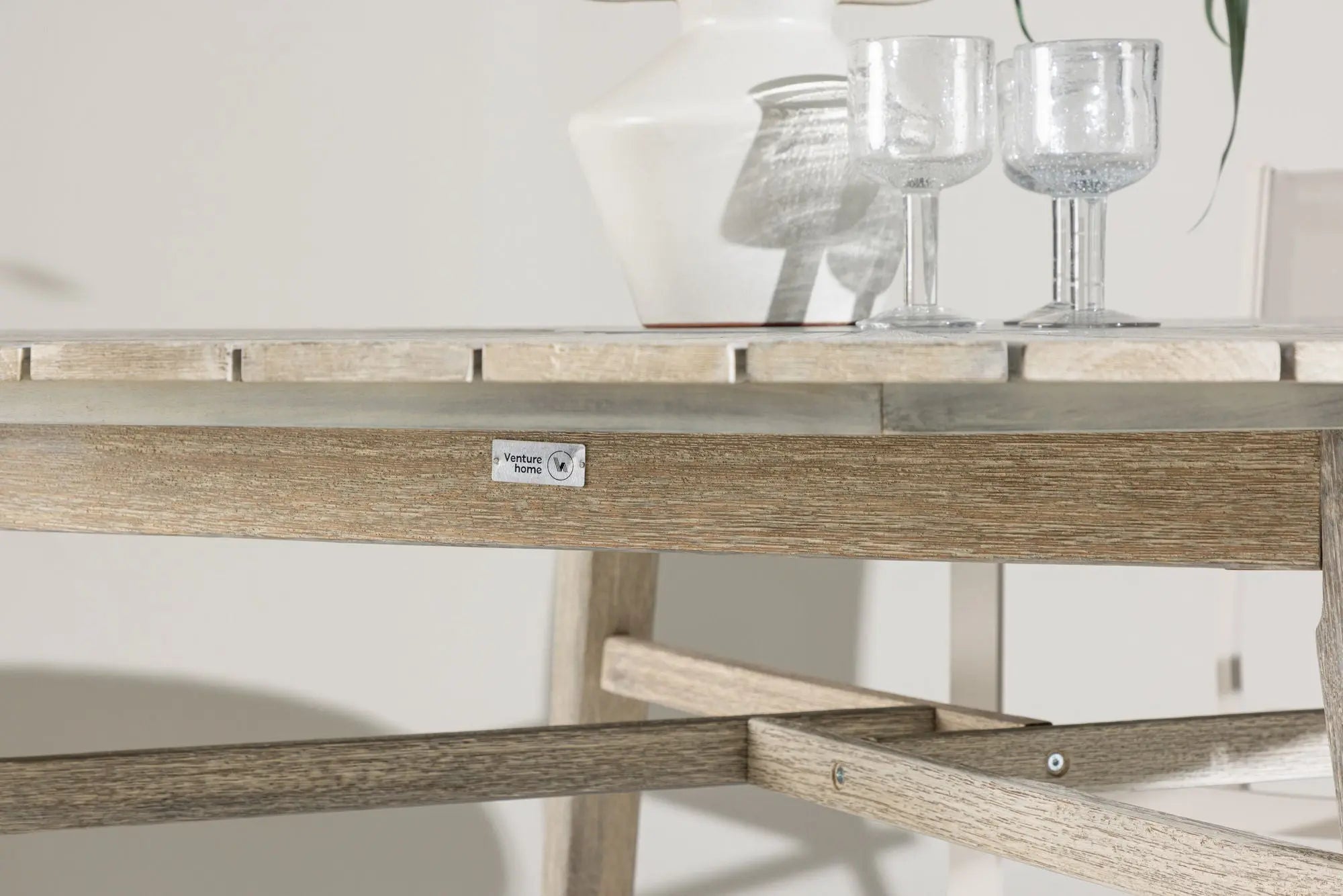 Table Rives Loome