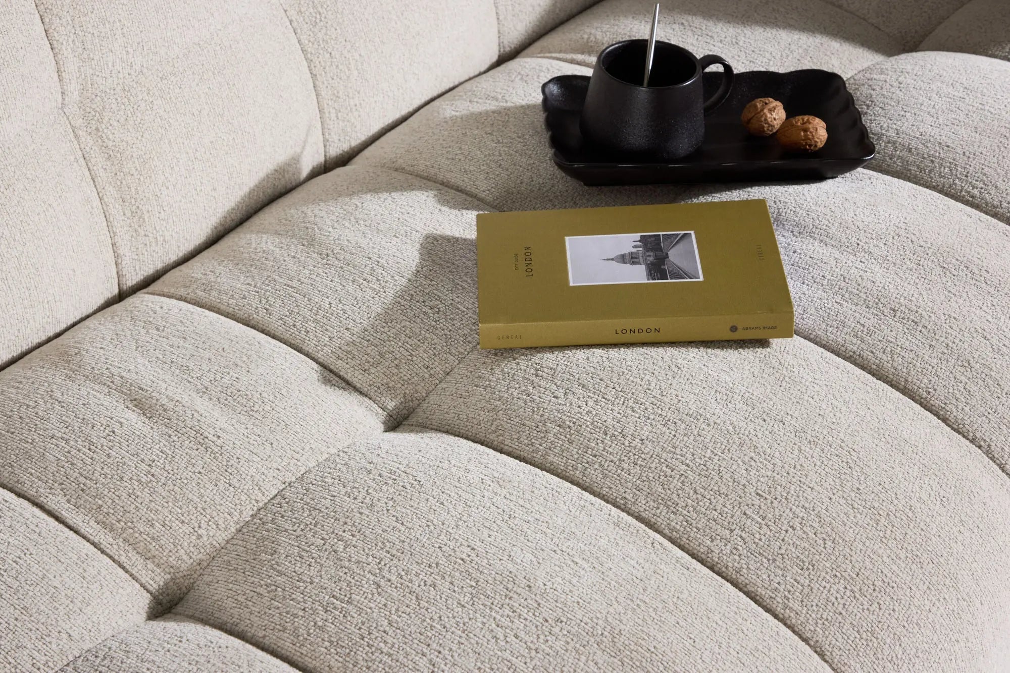 Canapé 3 places Malou - 98 x 238 x 70 - Polyester