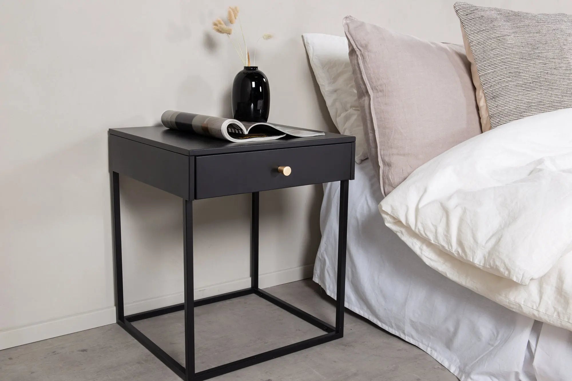 Table de chevet Bakal - 41 x 43 - Acier