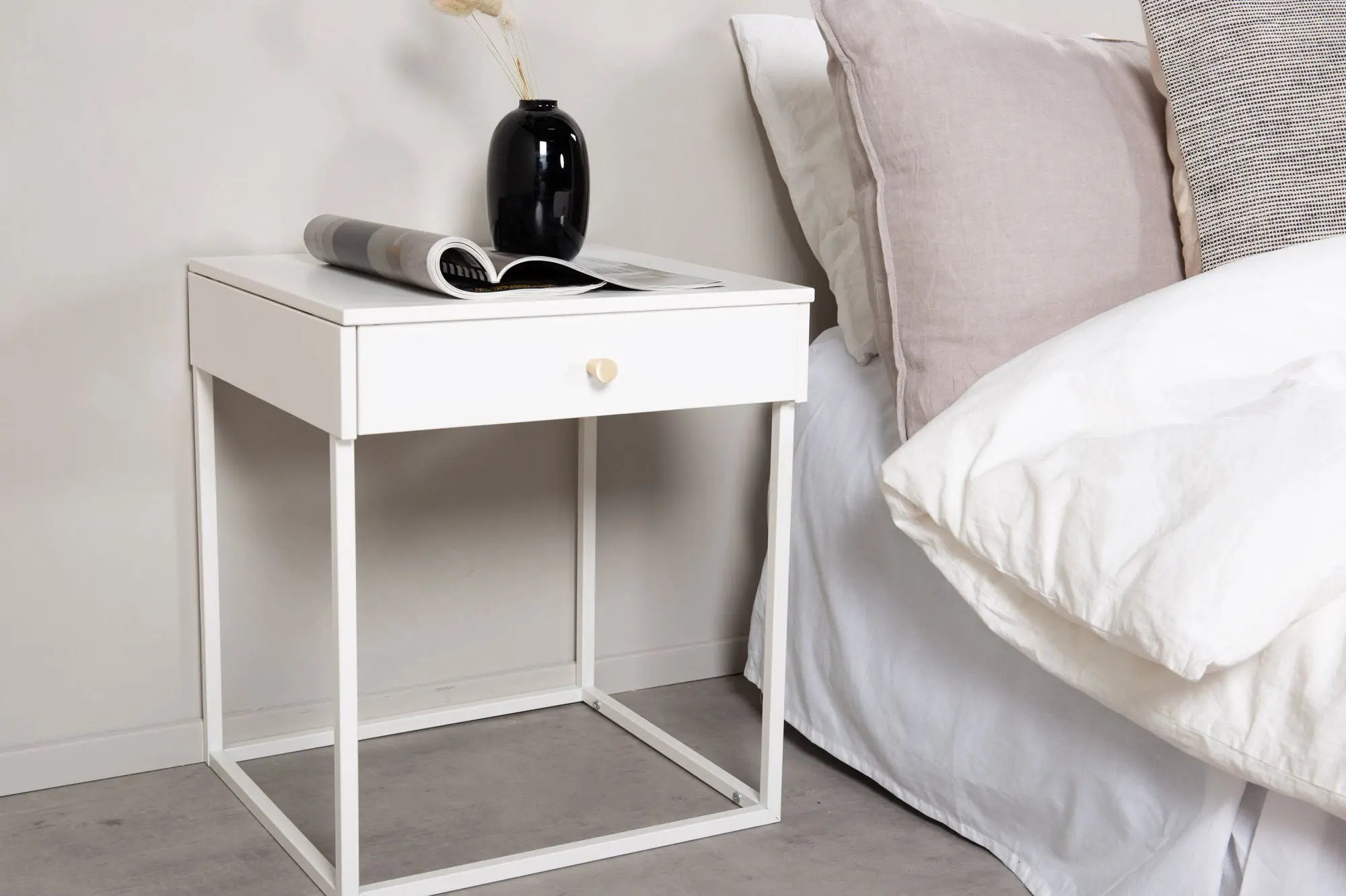 Table de chevet Bakal - 41 x 43 - Acier