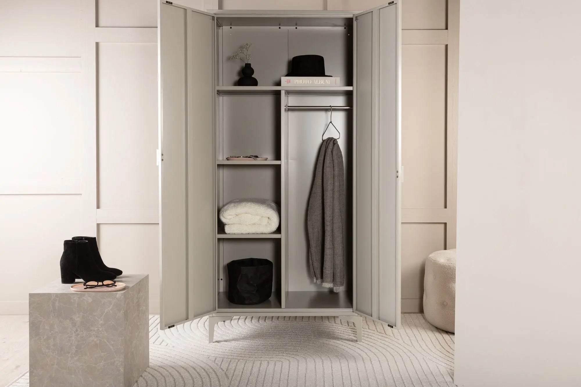 Armoire Piring Loome