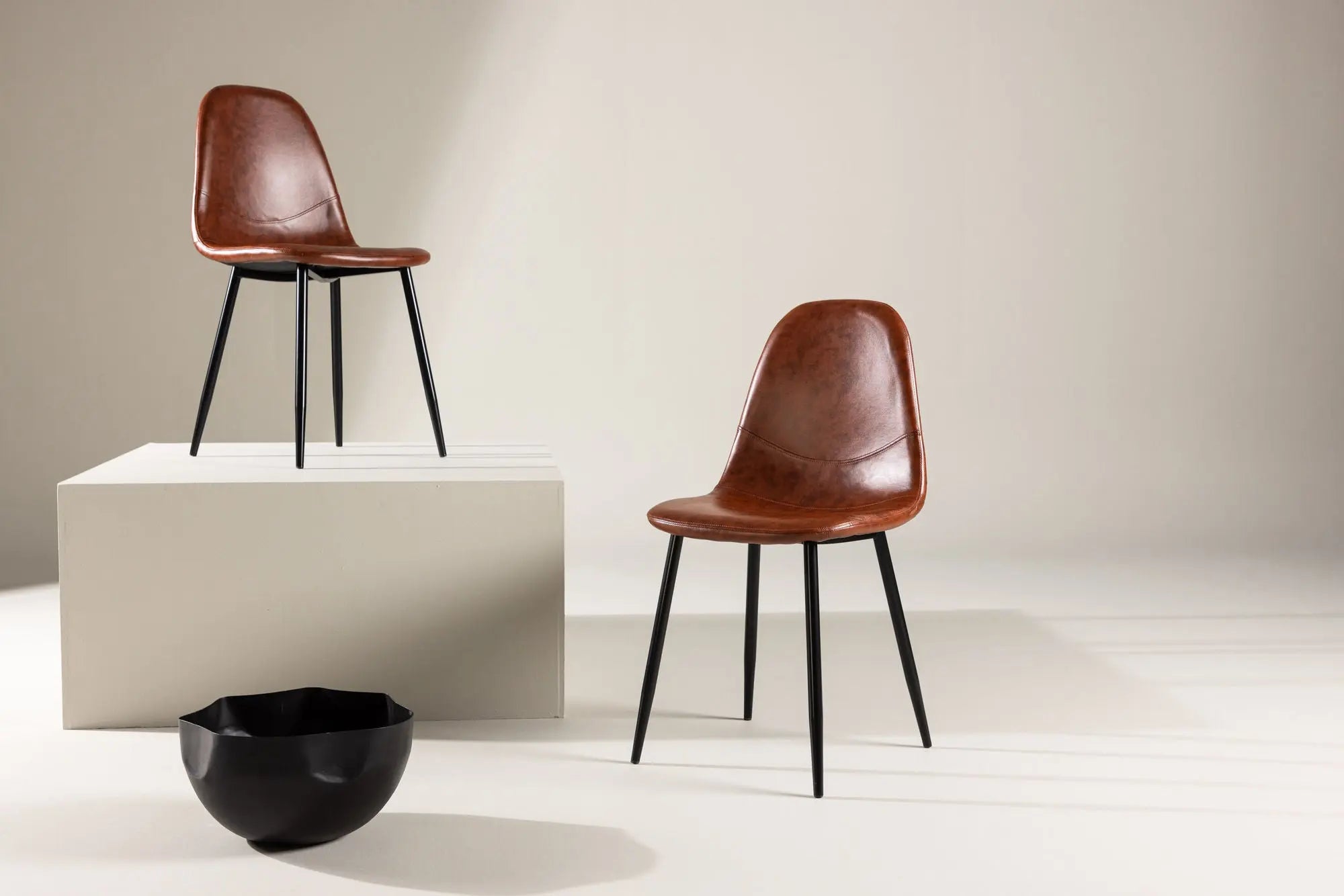Lot de 2 chaises de salle à manger Polar - 53 x 88 x 46 - PU