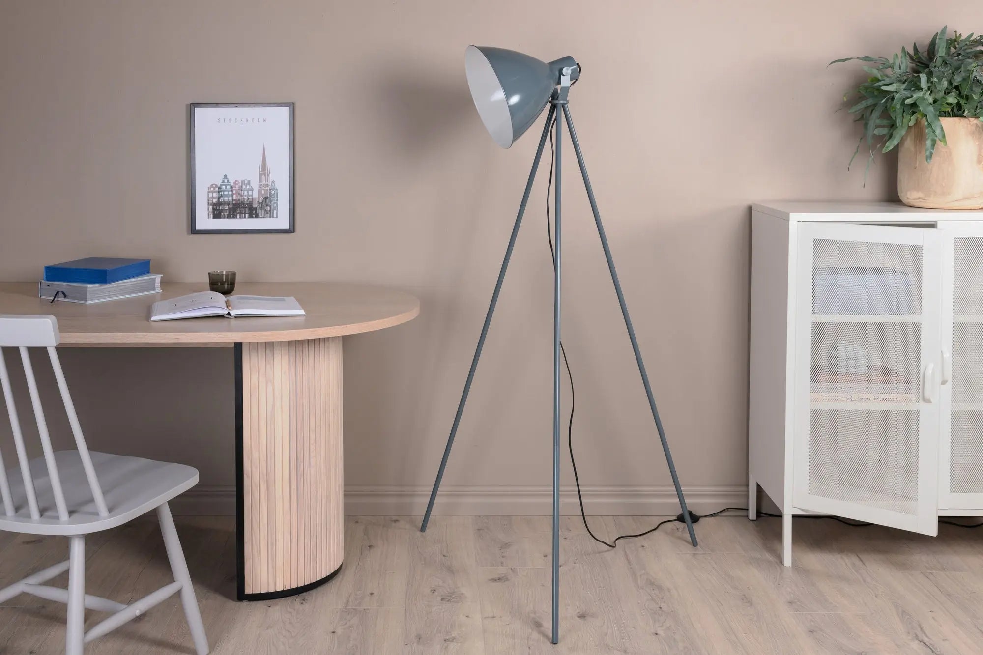 Lampadaire Tiv - 139,5 x 73 x 63 - Acier
