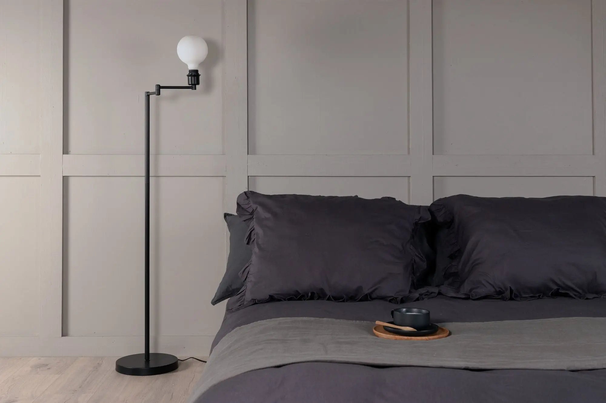Lampadaire Virro - 126 x 44,5 x 25,5 - Acier