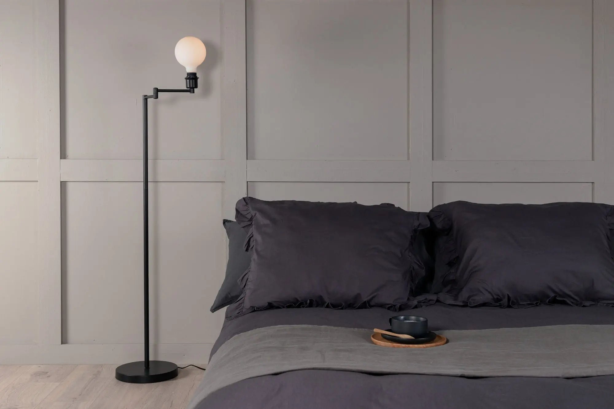 Lampadaire Virro - 126 x 44,5 x 25,5 - Acier