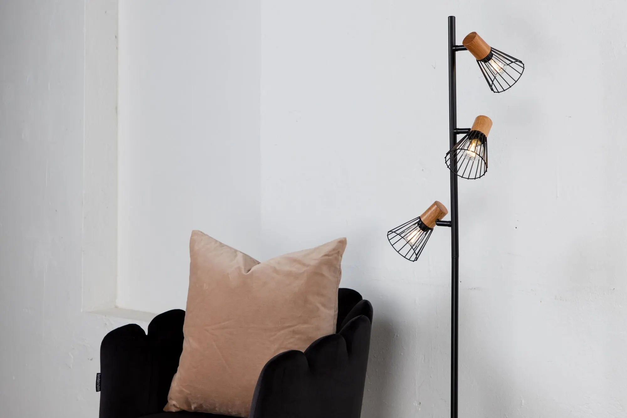 Lampadaire Atticus - 20 x 138,5 x 24 - Acier