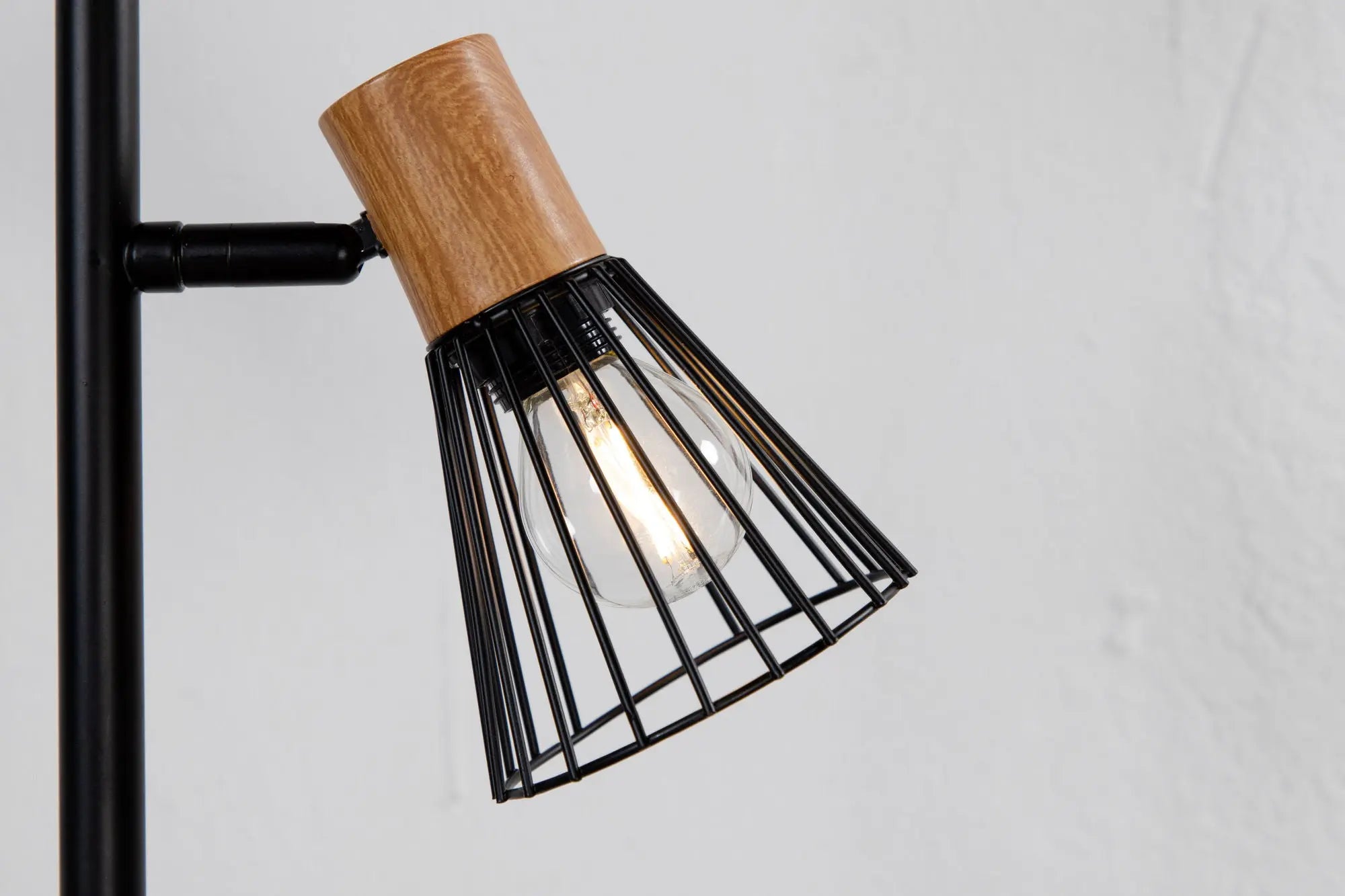 Lampadaire Atticus - 20 x 138,5 x 24 - Acier