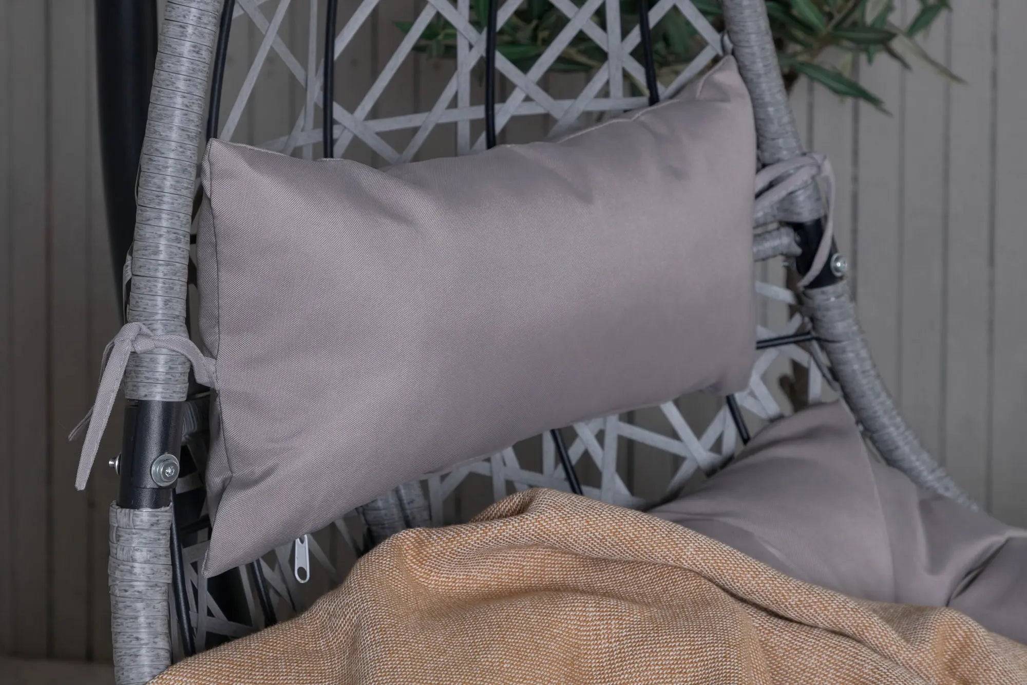 Chaise suspendue Edinburgh  Loome