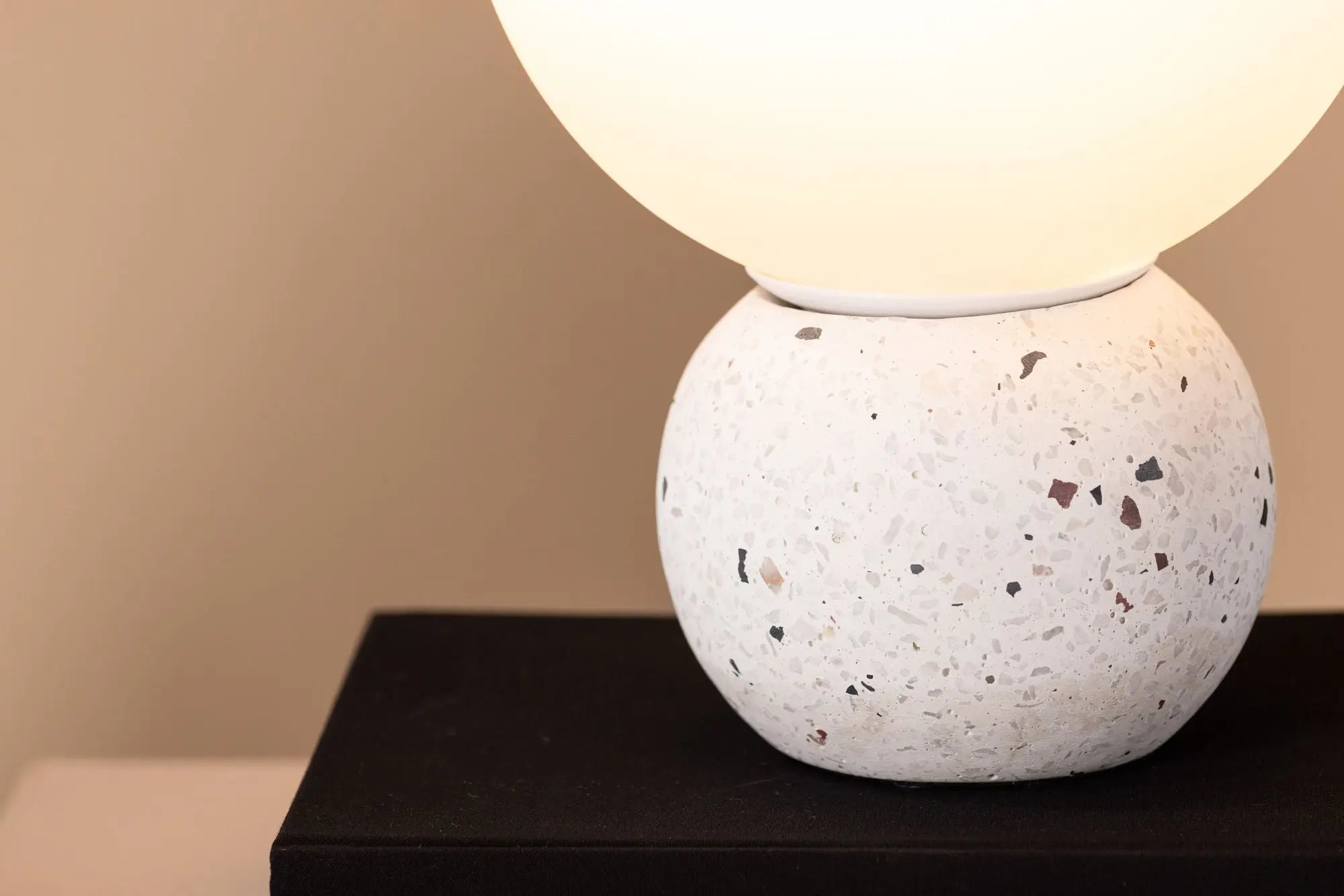 Lampe de table Metz - 29 x 20 x 20 - Granito