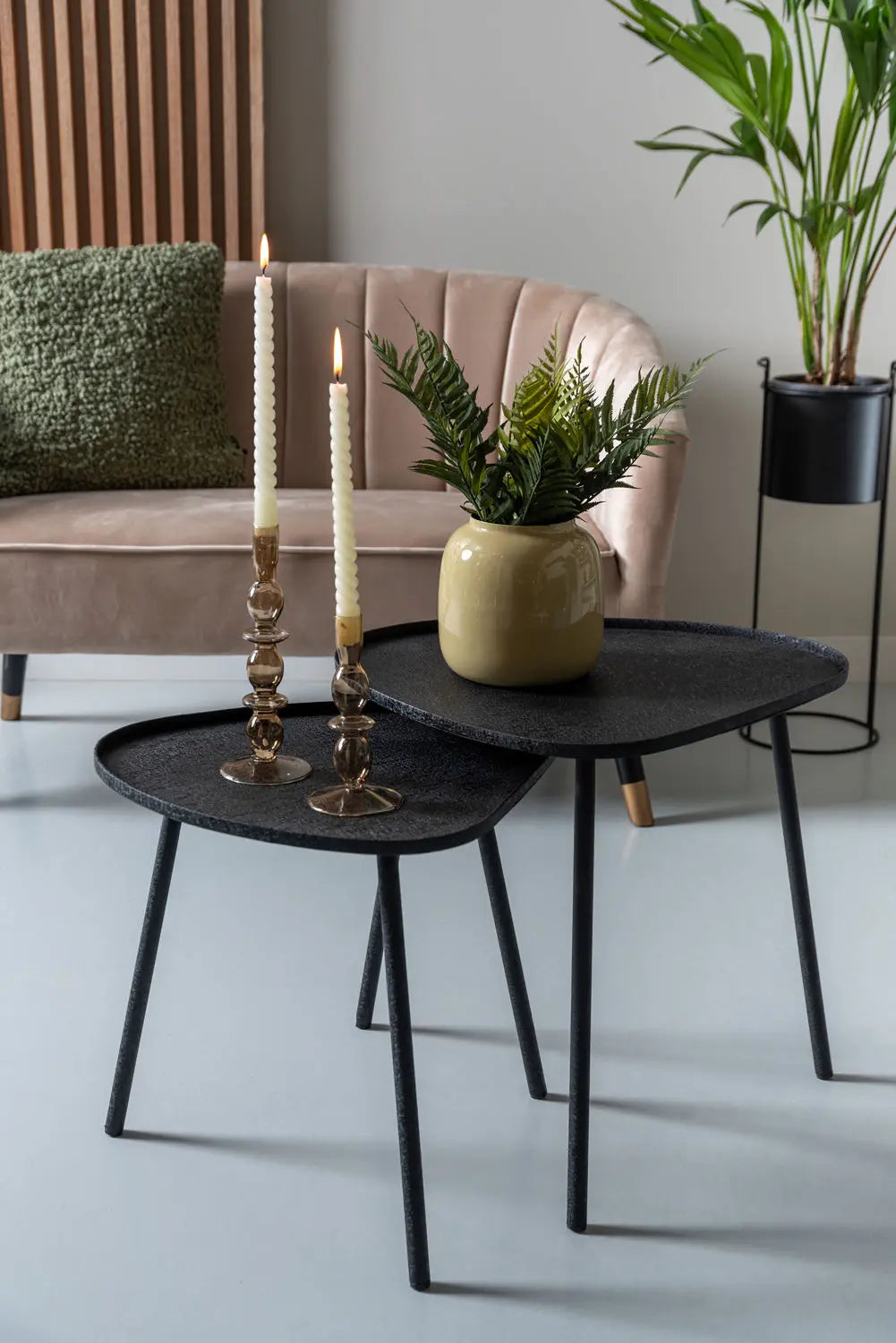 Vase Ivy medium iron enamel latte brown