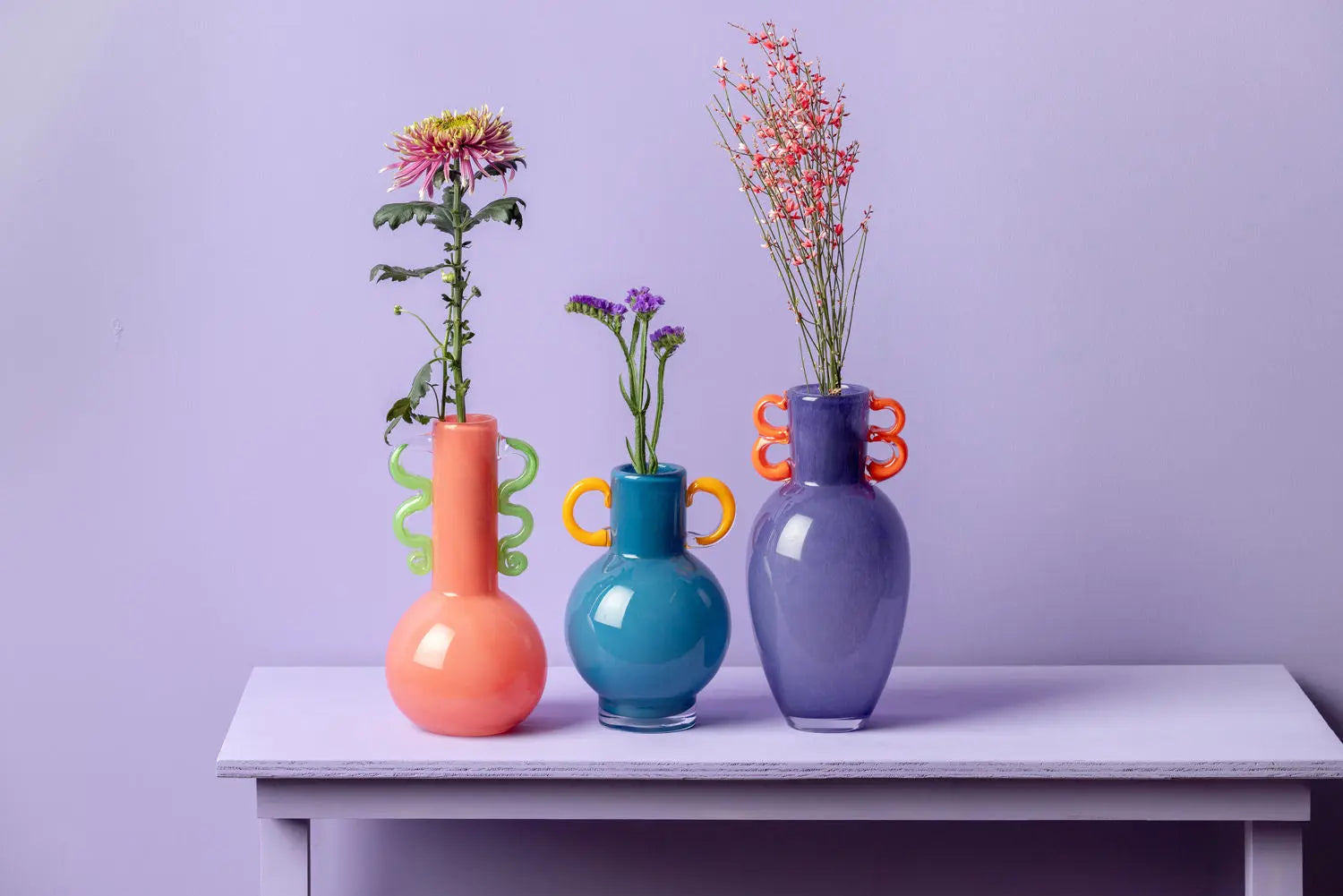 Vase Fiesta glass bright blue, yellow handles