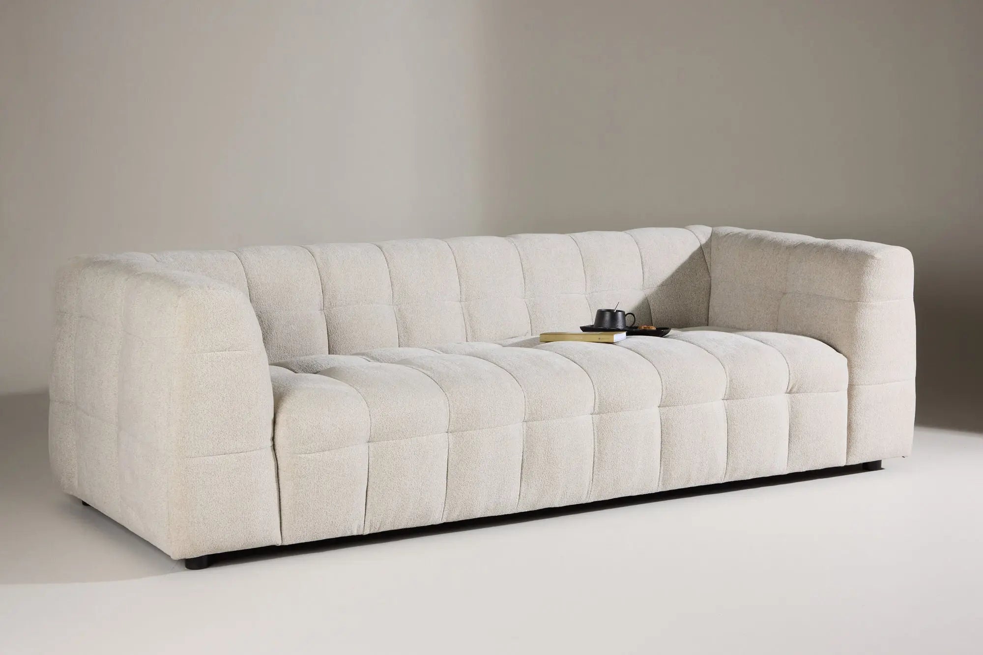 Canapé 3 places Malou - 98 x 238 x 70 - Polyester
