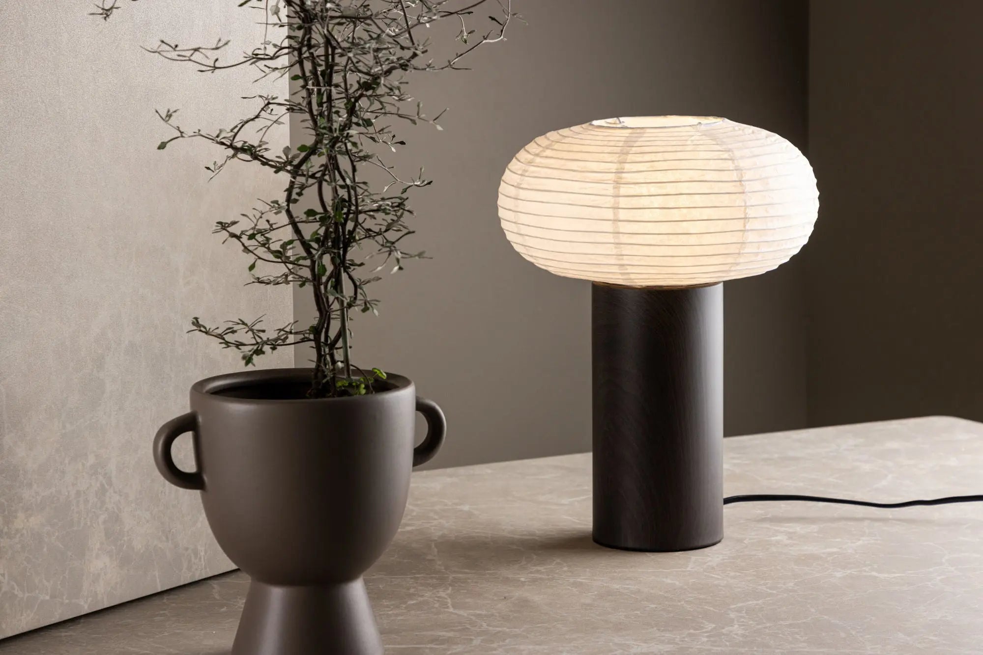 Lampe de table Hovfjället - ø25 - Papier
