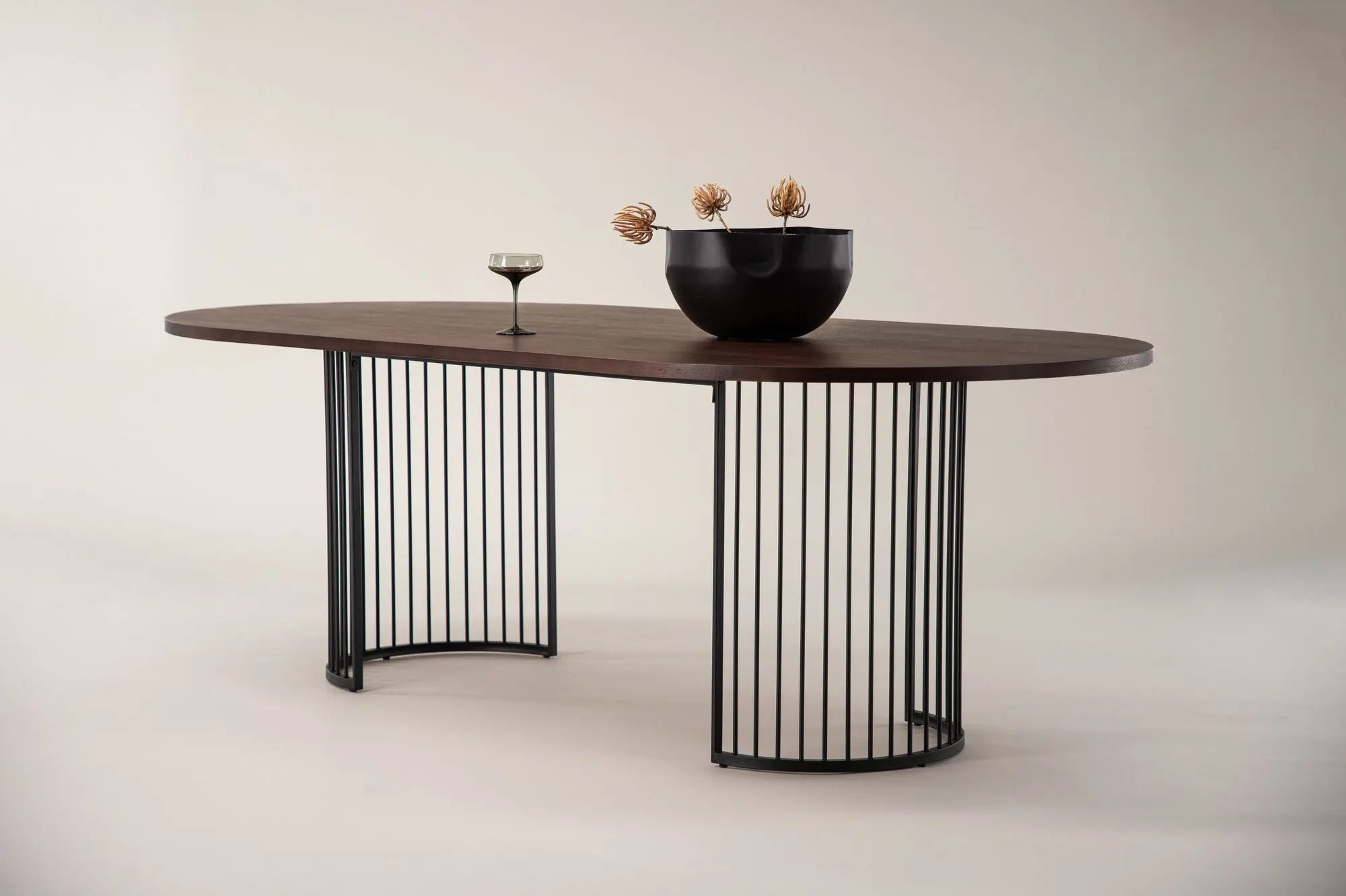 Table à manger ovale Hamneskär - 110 x 220 - MDF