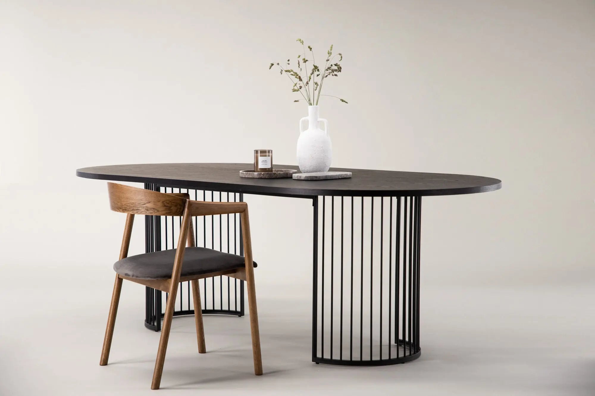 Table à manger ovale Hamneskär - 110 x 220 - MDF