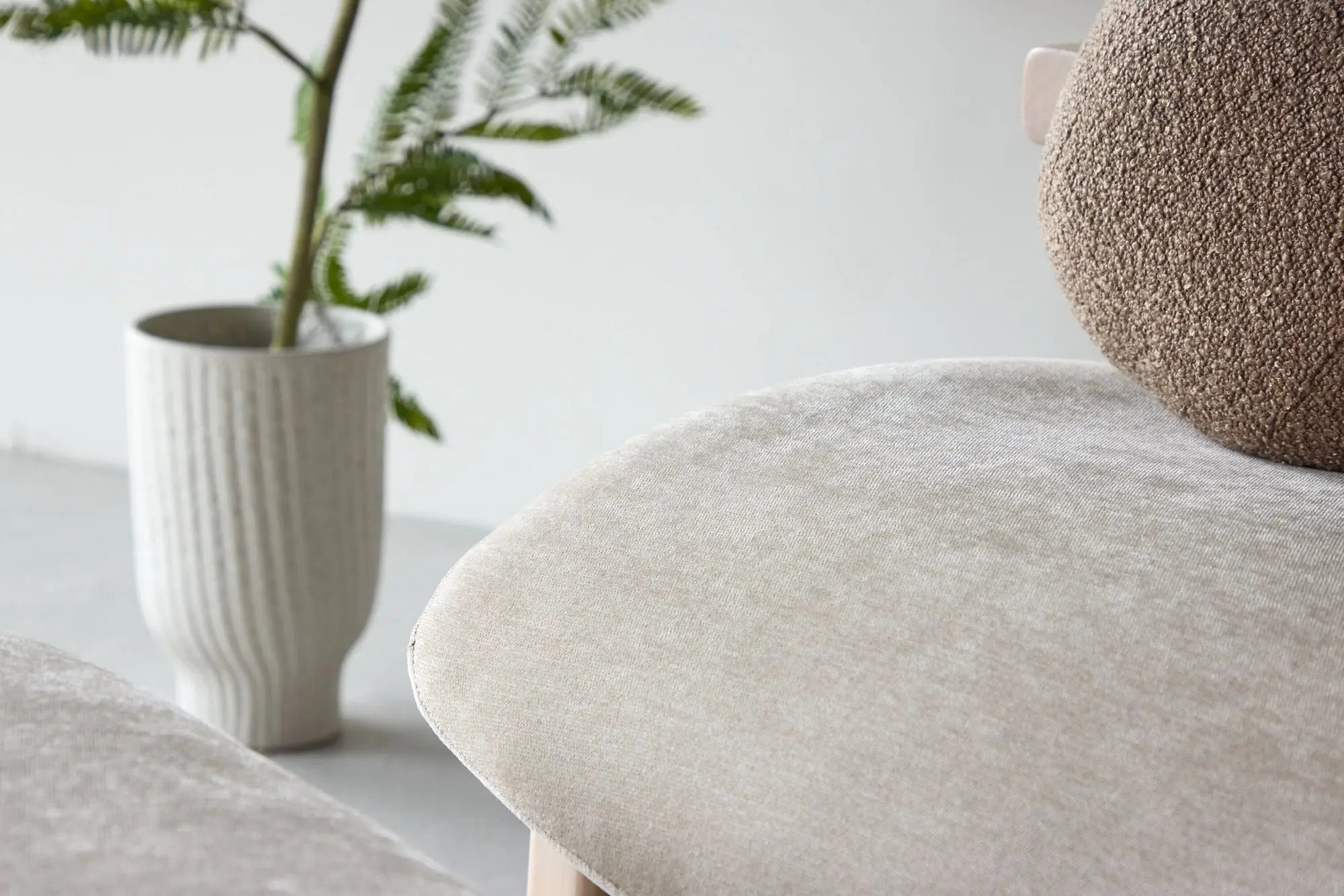 Fauteuil + pouf Rile  Loome