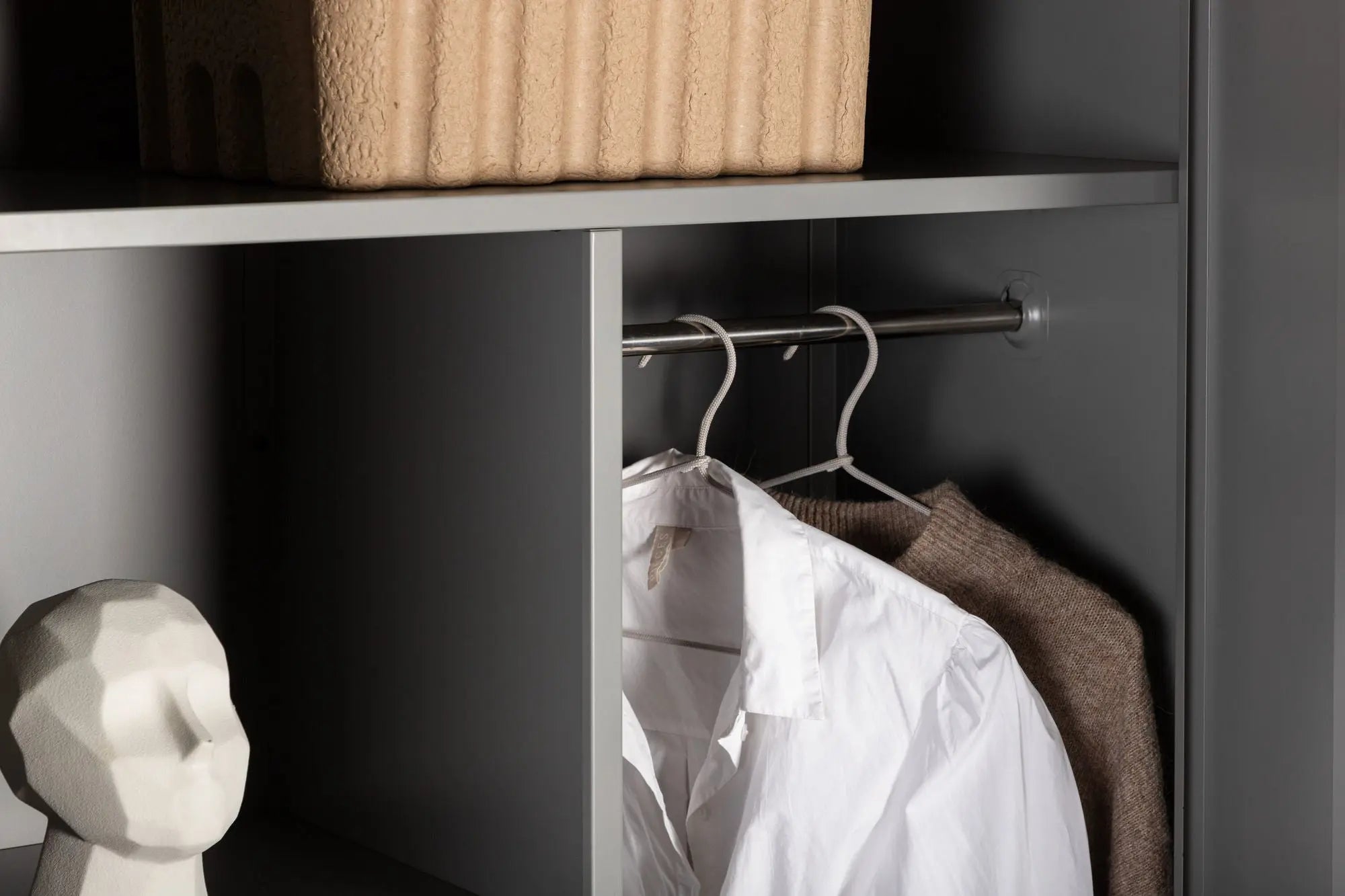 Armoire Piring  Loome