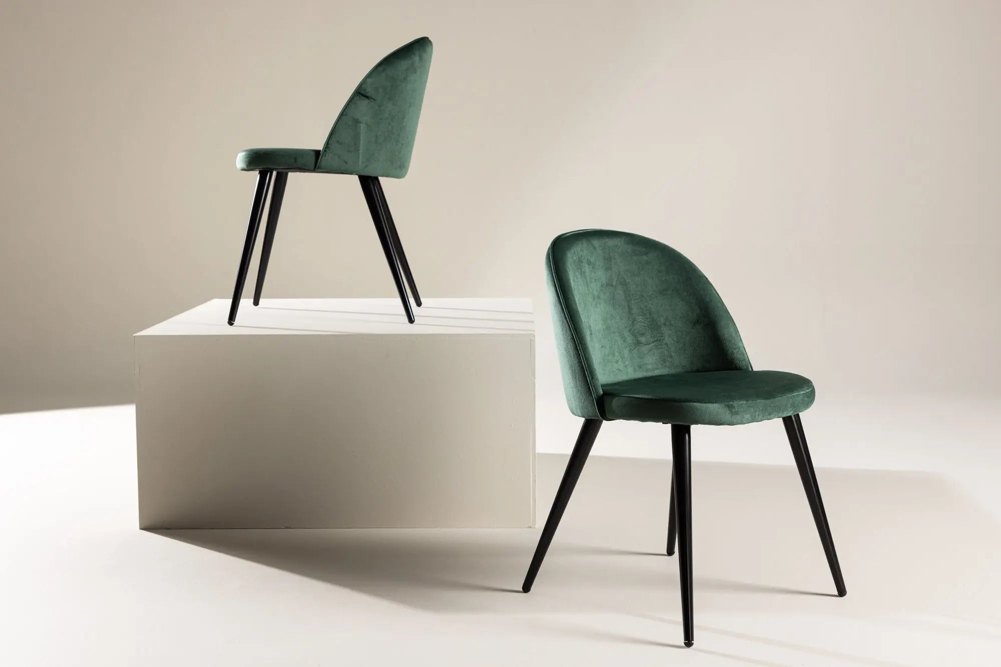 Lot de 2 chaises de salle à manger Velvet - 57 x 76,5 x 50 - Polyester Velvet
